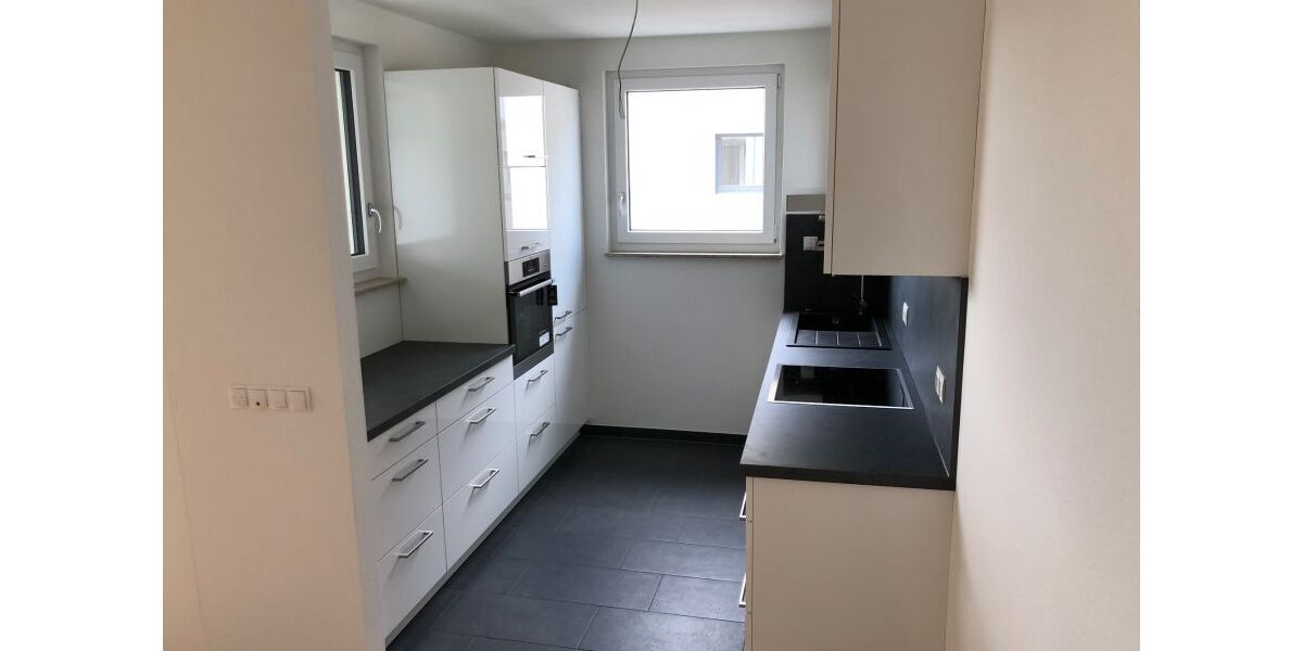 Provisionsfrei* 3-Raumwohnung mit Südbalkon und EBK in bester Lage - 3- Wehrheim | Angebot:26348400