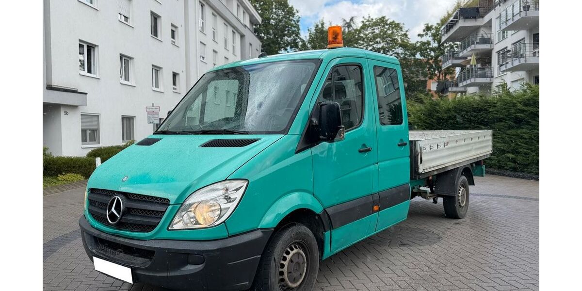 Mercedes-Benz Sprinter 299.000 km 7.200 &euro; Frankfurt Am Main 60386
