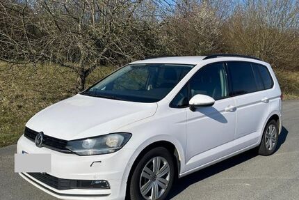 VW Touran 392.000 km 7.500 € Offenbach 63069