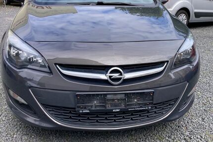 Opel Astra 178.000 km 5.500 € Hanau 63450