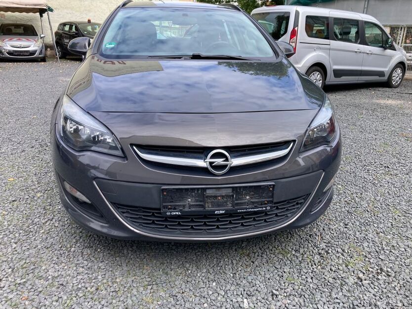 Opel Astra 178.000 km 5.500 € Hanau 63450