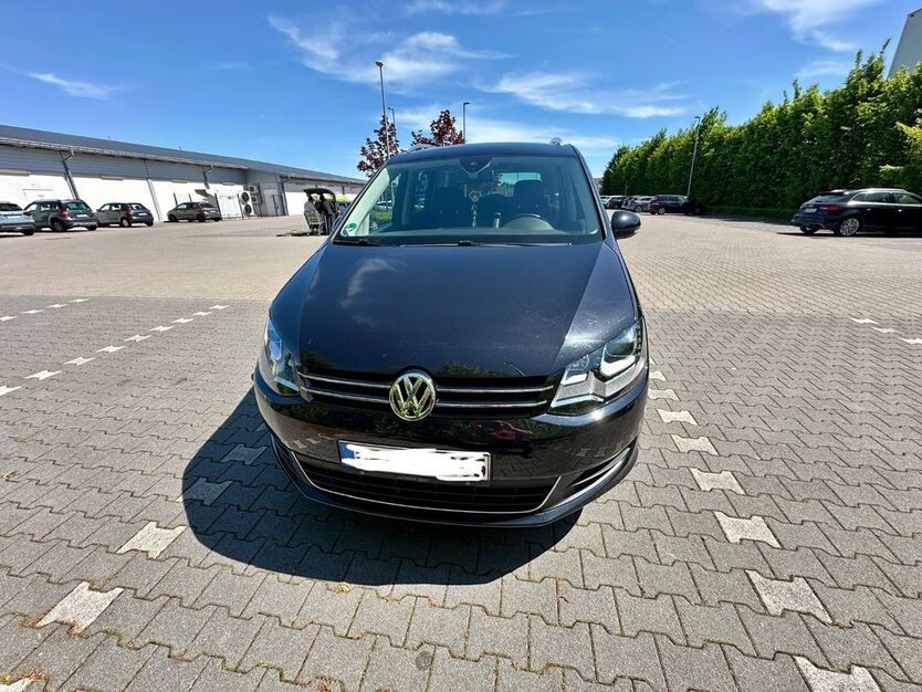 VW Sharan 205.780 km 13.600 € Langen Hessen 63225