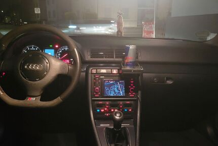 Audi A4 242.000 km 3.450 &euro; Karben 61184