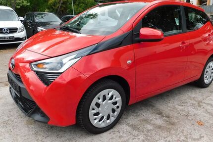 Toyota Aygo (X) 99.990 km 7.300 € Frankfurt am Main 65933