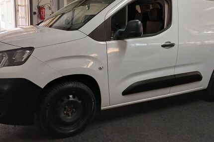 Peugeot Partner 149.900 km 7.390 &euro; Rüsselsheim 65428