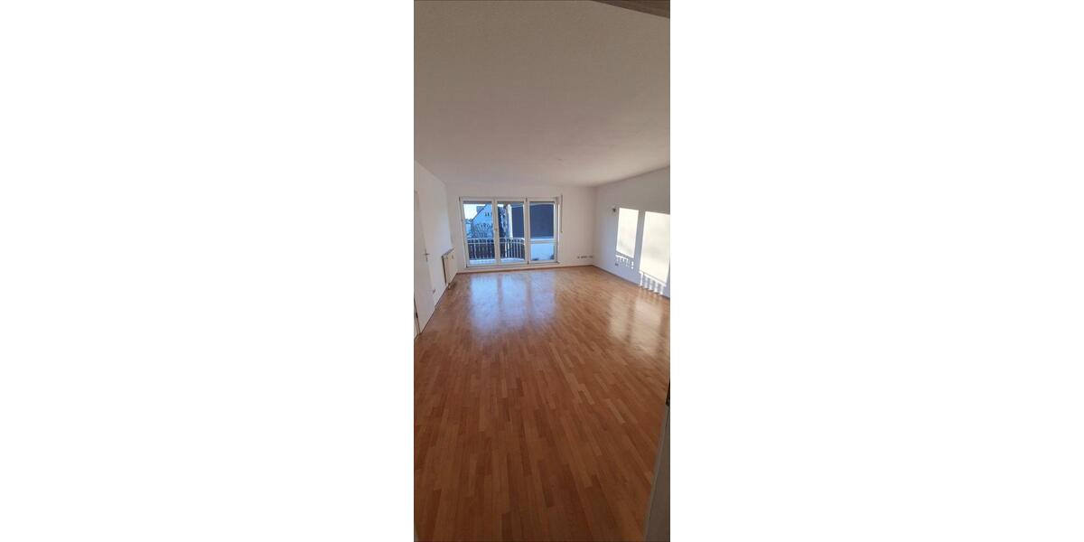 Etagenwohnung Kelkheim (Taunus) - 3 Zimmer, 89 m&sup2;, 1.300&euro; | Angebot:26254532