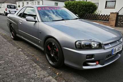 Nissan Skyline 86.933 km 49.900 &euro; Rodenbach 63517