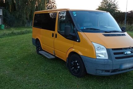 Ford Transit 221.900 km 5.250 € Frankfurt 60489