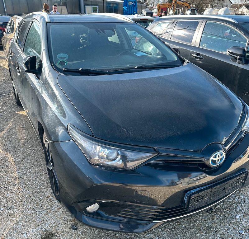 Toyota Auris 359.000 km 7.999 € Frankfurt am Main 60314