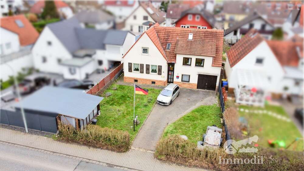 Haus zum Kaufen in Rosbach vor der Höhe 385.000 € 170 m² 10 zimmer