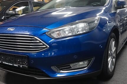 Ford Focus 135.500 km 8.990 &euro; Rüsselsheim 65428