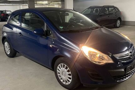 Opel Corsa 155.000 km 2.800 &euro; Frankfurt 60313