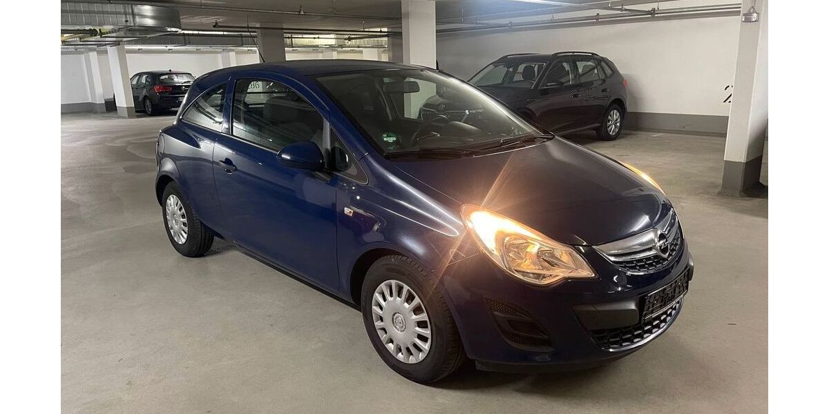 Opel Corsa 155.000 km 2.800 &euro; Frankfurt 60313