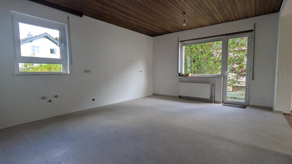 Einfamilienhaus Kelkheim (Taunus) - 8 Zimmer, 211 m&sup2;, 1.050.000&euro; | Angebot:26227949