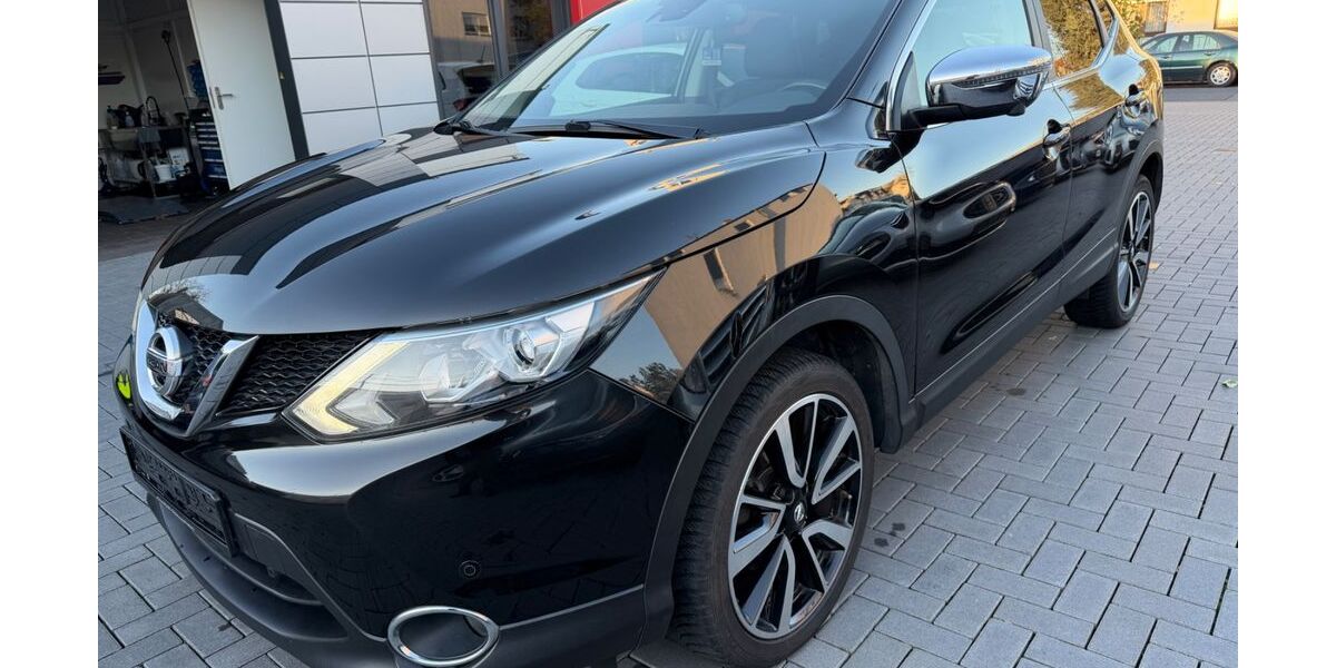 Nissan Qashqai 55.710 km 12.900 &euro; FRANKFURT AM MAIN 60488