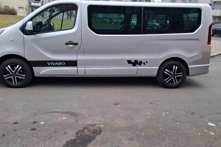 Opel Vivaro 131.000 km 17.350 &euro; FRANKFURT 60435