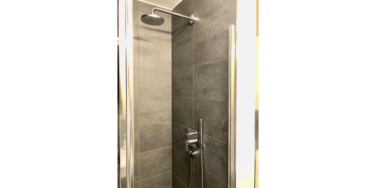 Etagenwohnung Frankfurt am Main Gutleutviertel - 2 Zimmer, 61 m&sup2;, 1.600&euro; | Angebot:26130645