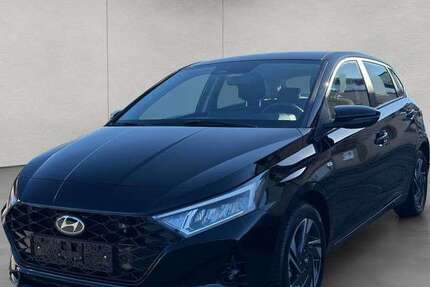 Hyundai i20 5.492 km 18.450 € Frankfurt am Main 60386
