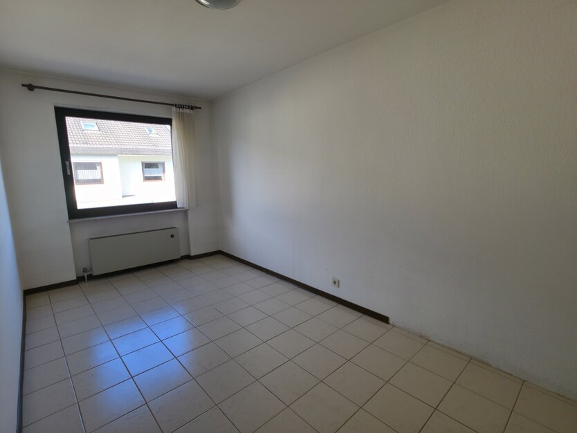 *OF-Rosenhöhe - familienfreundliche Lage - großes Reihenhaus mit viel Potenzial* 6 zimmer