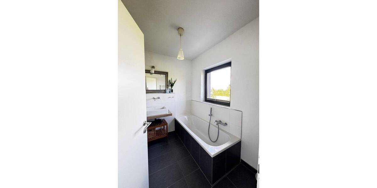 Einfamilienhaus Bad Nauheim - 5 Zimmer, 214 m&sup2;, 1.290.000&euro; | Angebot:26825025