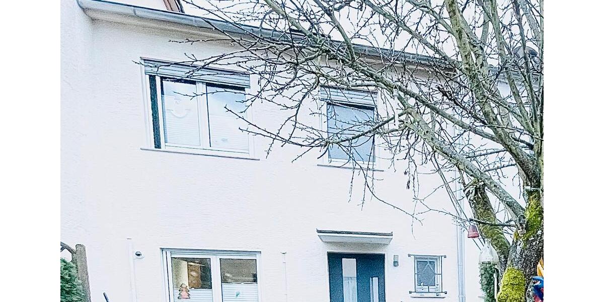 Reihenhaus Kelkheim (Taunus) - 4 Zimmer, 120 m&sup2;, 1.820&euro; | Angebot:26183190