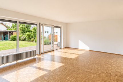 Haus Oberursel Stierstadt - 6.5 Zimmer, 230 m&sup2;, 2.900&euro; | Angebot:26383945