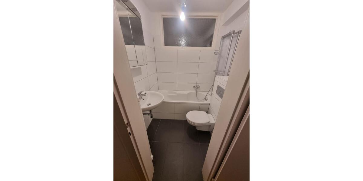 Etagenwohnung Frankfurt am Main Ginnheim - 1 Zimmer, 35 m&sup2;, 175.000&euro; | Angebot:27016009