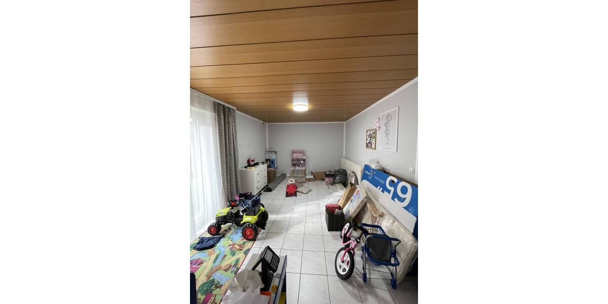 Etagenwohnung Mömbris - 2 Zimmer, 102 m&sup2;, 850&euro; | Angebot:25675690