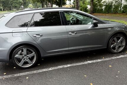 Seat Leon 78.500 km 14.000 € Offenbach 63073