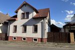**RESERVIERT** Charmantes Einfamilienhaus mit vielseitig nutzbarem Nebengebäude 5 zimmer