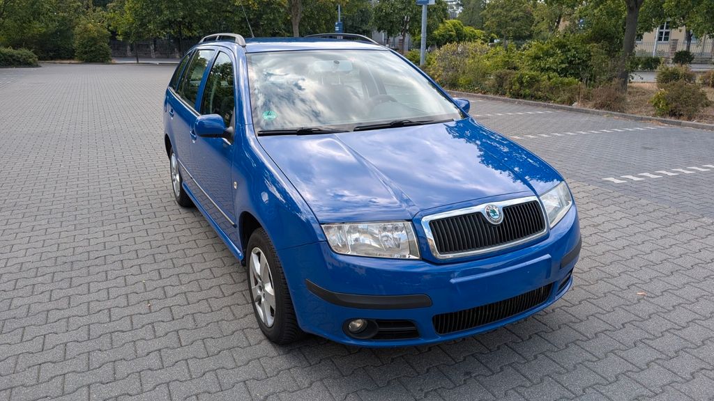 Skoda Fabia 195.900 km 2.700 &euro; Darmstadt 64295