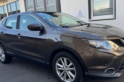 Nissan Qashqai 136.000 km 6.980 € Dietzenbach 63128