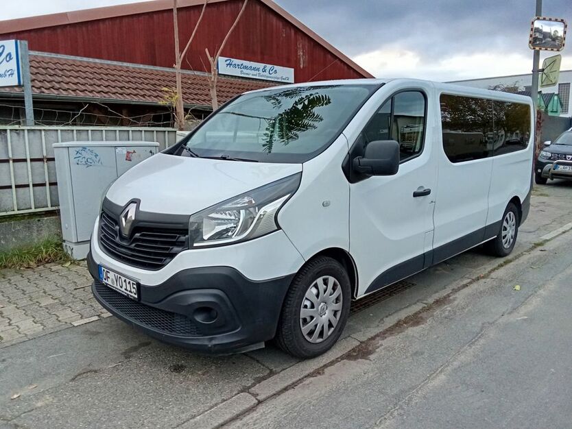 Renault Trafic 210.000 km 13.600 € Frankfurt 60388