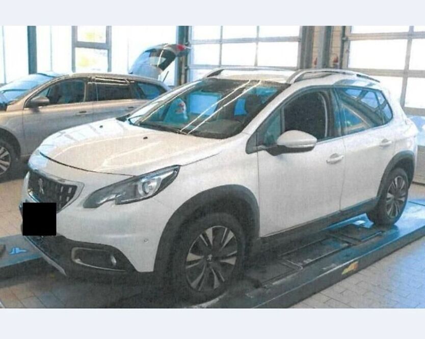 Peugeot 2008 94.564 km 6.999 € Frankfurt am Main 65929