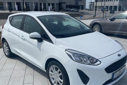 Ford Fiesta 74.000 km 8.300 &euro; Frankfurt am Main 60486