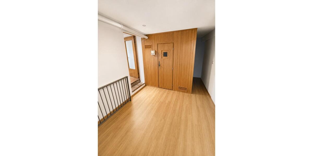 Bungalow Rüsselsheim am Main - 5 Zimmer, 180 m&sup2;, 520.000&euro; | Angebot:26728036