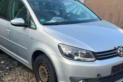 VW Touran 305.000 km 3.800 &euro; Friedberg (Hessen) 61169
