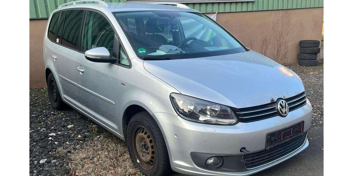 VW Touran 305.000 km 3.800 &euro; Friedberg (Hessen) 61169
