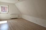 Dachgeschoßwohnung Münster (Hessen) - 4 Zimmer, 95 m&sup2;, 990&euro; | Angebot:24679176