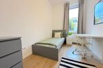 Neu renovierte WG-Zimmer – 2 Zimmer sofort verfügbar –in Frankfurt am Main 5 zimmer