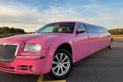 Chrysler 300C 180.000 km 22.400 &euro; Schöneck 61137
