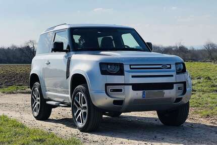 Land Rover Defender 11.752 km 69.500 € Frankfurt 60322