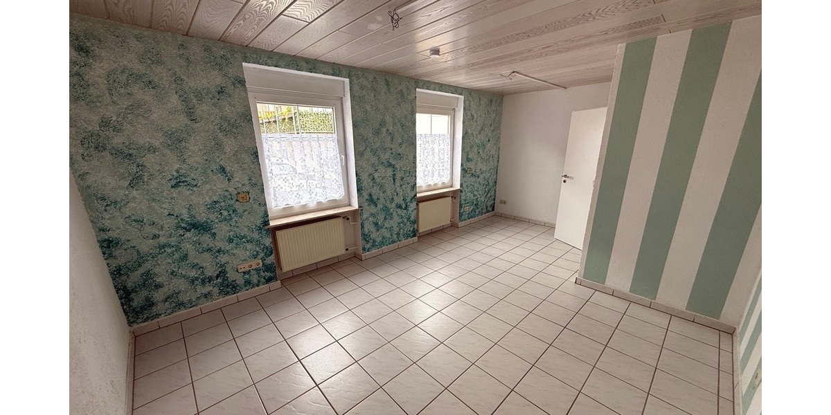 Eschborn: Großzügigkeit und ein außergewöhnliches Wohngefühl für Paare oder die kleine Familie - Etagenwohnung Eschborn | Angebot:27350244