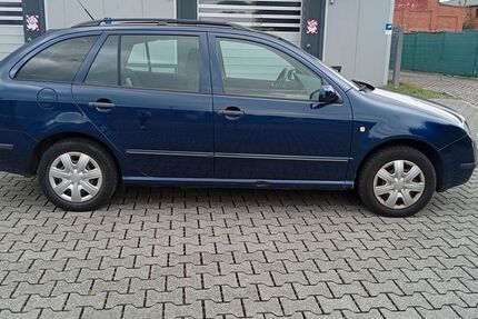 Skoda Fabia 255.000 km 1.250 € Hanau 63452