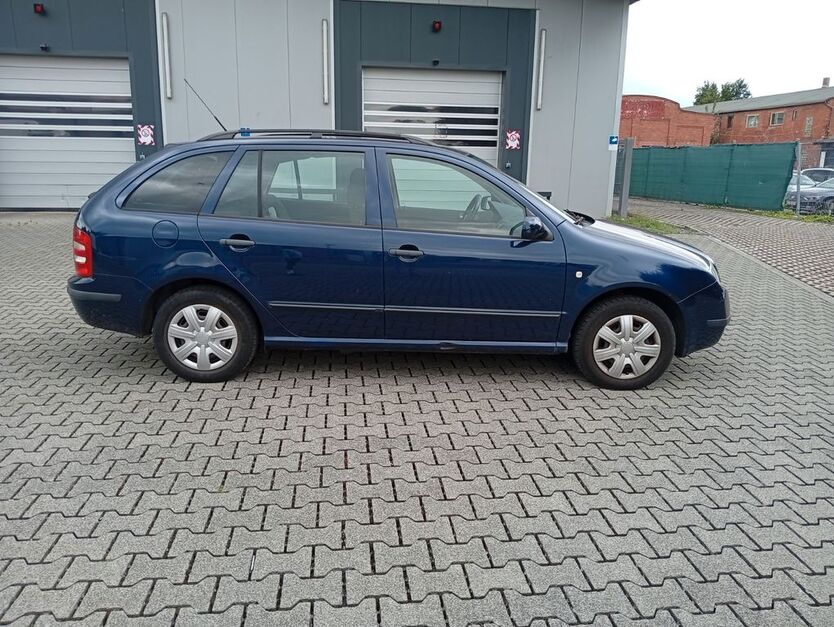 Skoda Fabia 255.000 km 1.250 € Hanau 63452