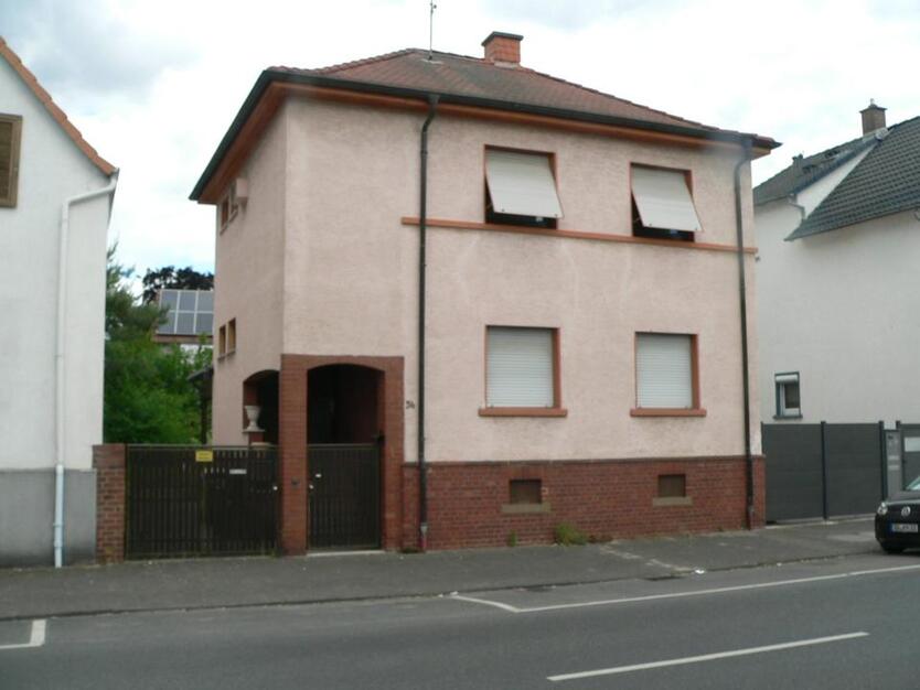 Renovierungsbedürftiges Einfamilienhaus in 64546 Mörfelden