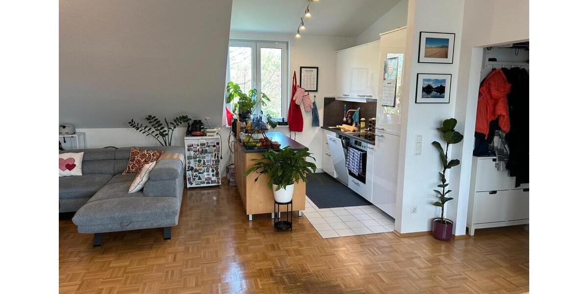 Dachgeschoßwohnung Frankfurt am Main Eschersheim - 2 Zimmer, 66 m&sup2;, 980&euro; | Angebot:26267034