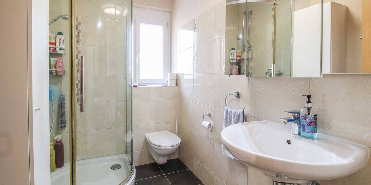 Reihenendhaus Frankfurt am Main Schwanheim - 5 Zimmer, 145 m&sup2;, 949.000&euro; | Angebot:25970292