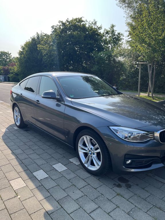 320 Gran Turismo