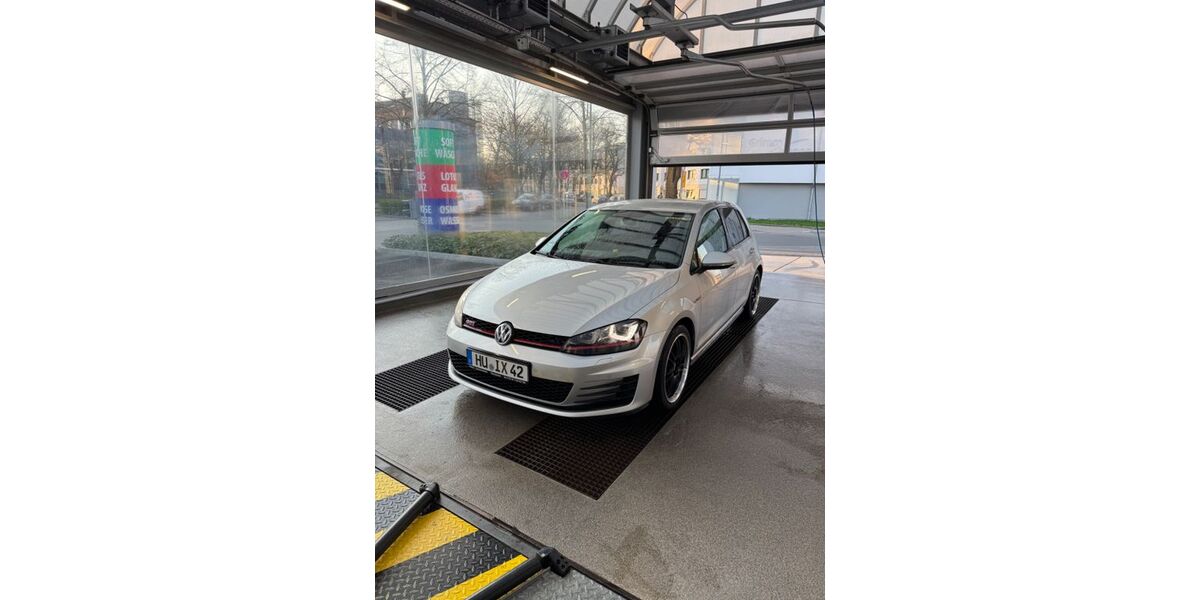 VW Golf 144.500 km 14.500 &euro; Hanau 63452